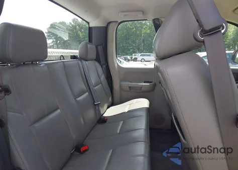 2013 Chevrolet Silverado C1500 from USA, damaged, VIN 1GCRCPEX2DZ261838